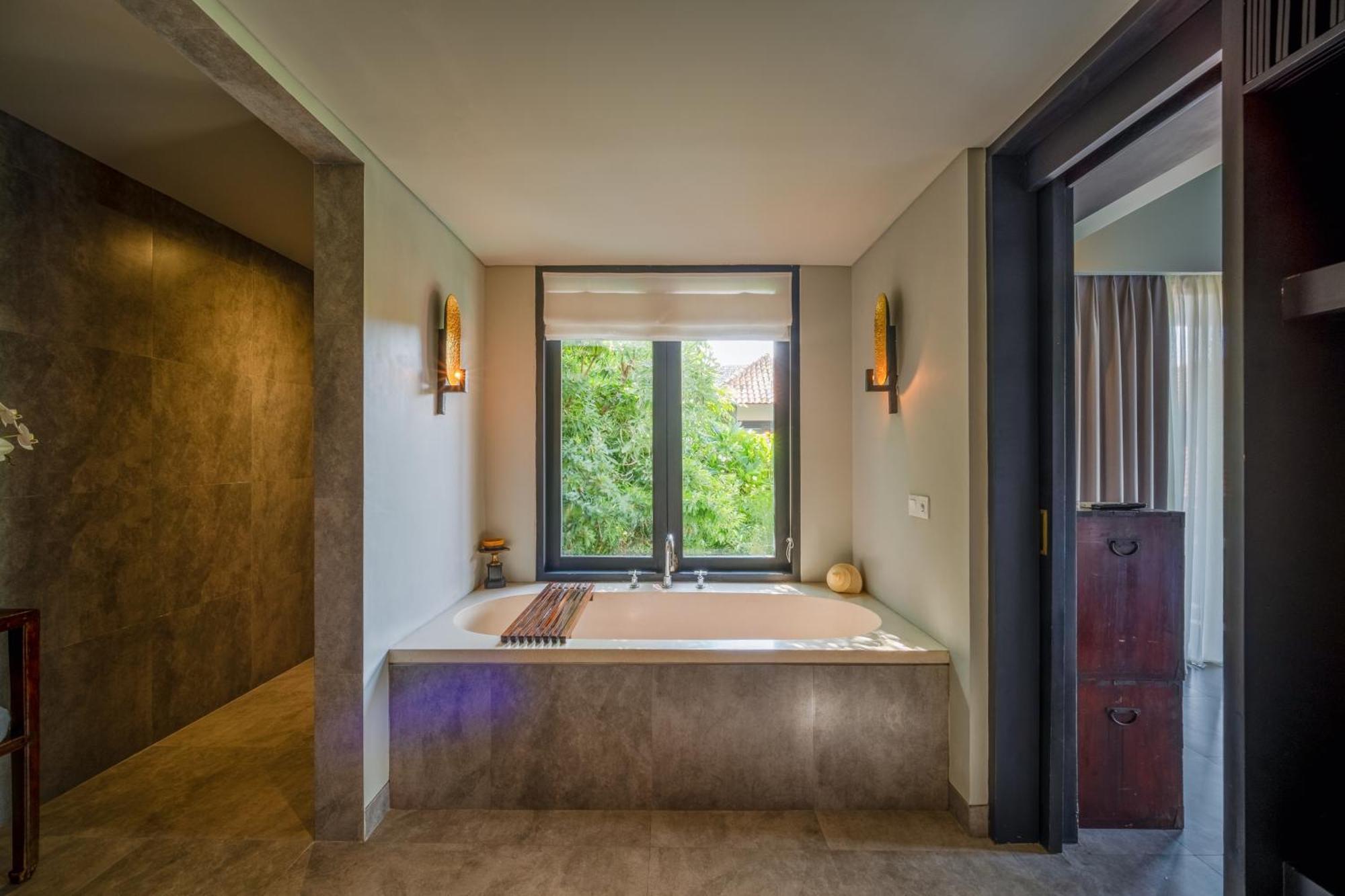 Villa De Suma - Fully Staffed Luxury Villa, Walk To The Beach! Семиньяк Экстерьер фото