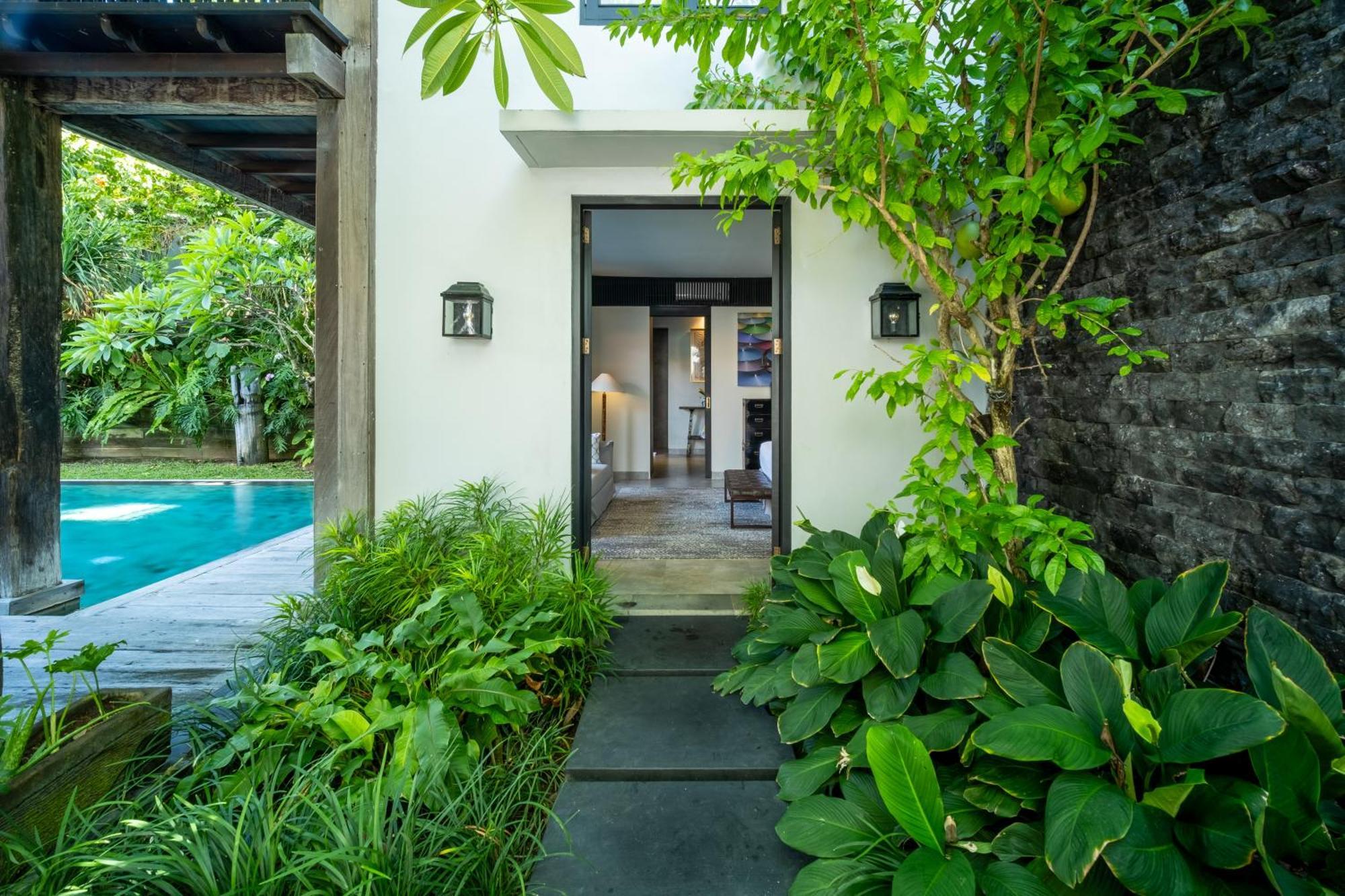 Villa De Suma - Fully Staffed Luxury Villa, Walk To The Beach! Семиньяк Экстерьер фото