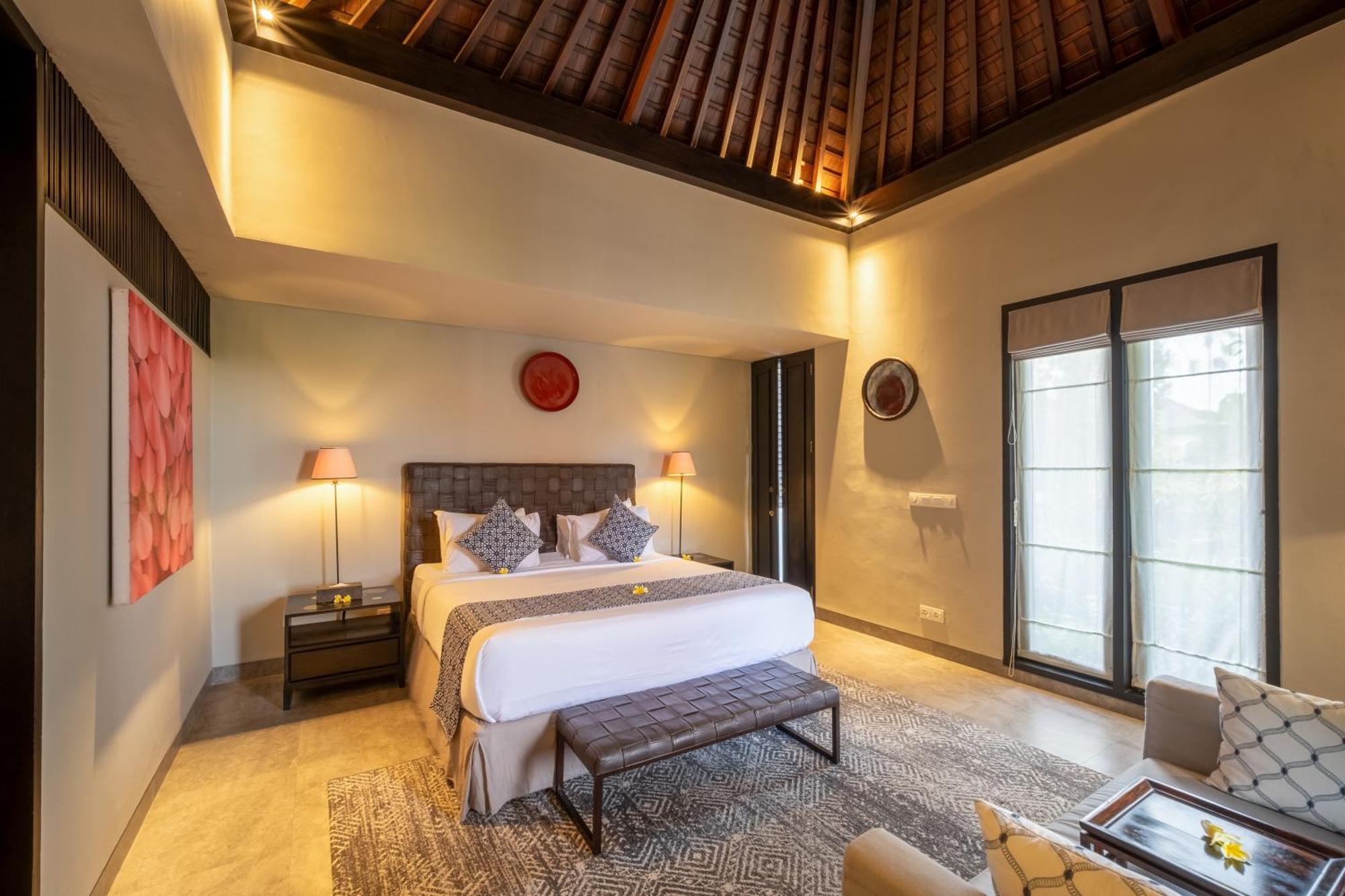 Villa De Suma - Fully Staffed Luxury Villa, Walk To The Beach! Семиньяк Экстерьер фото