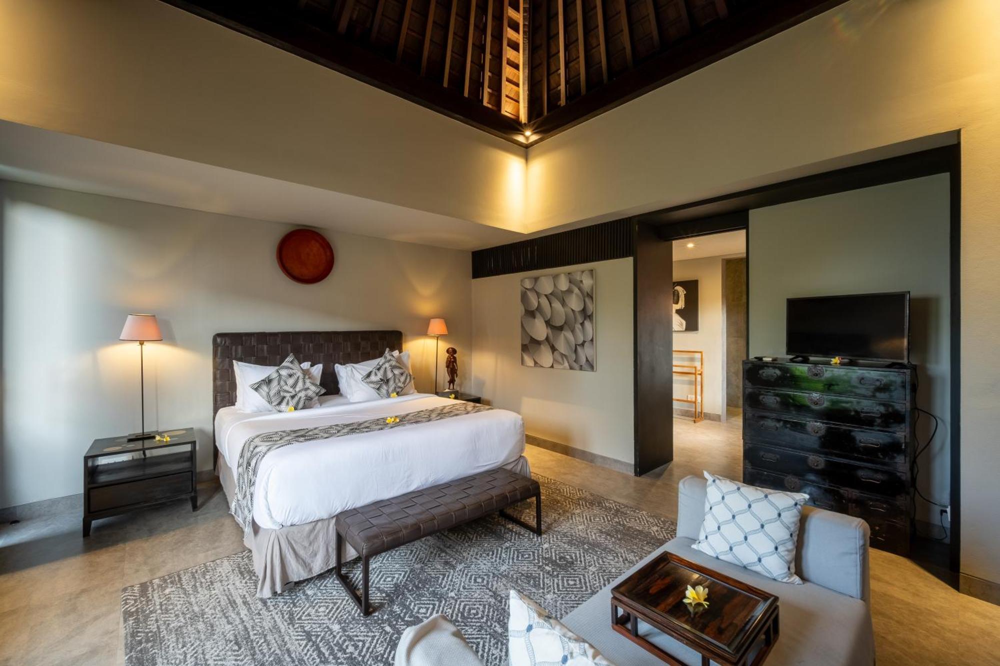 Villa De Suma - Fully Staffed Luxury Villa, Walk To The Beach! Семиньяк Экстерьер фото