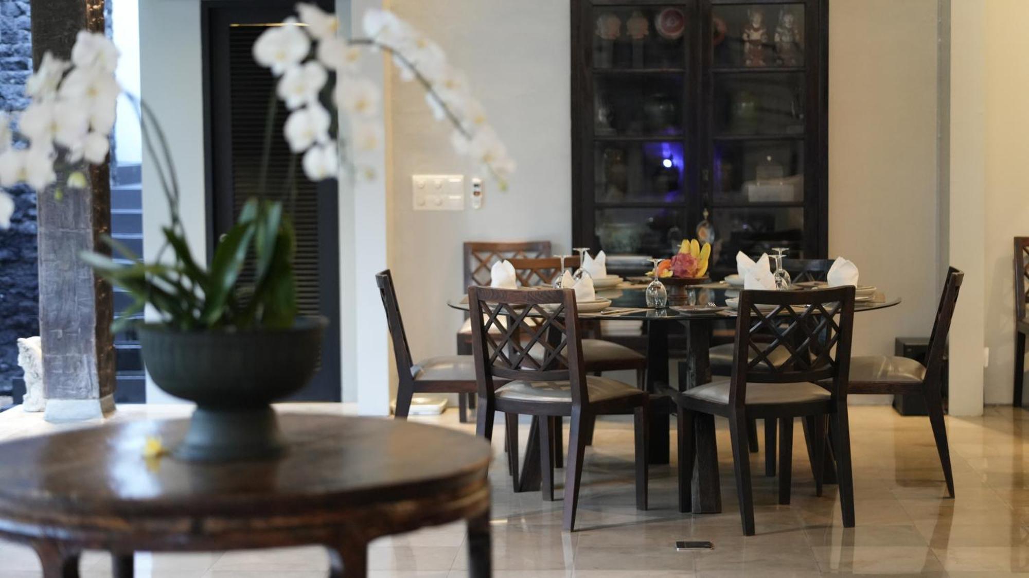Villa De Suma - Fully Staffed Luxury Villa, Walk To The Beach! Семиньяк Экстерьер фото